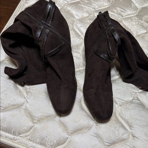 Karen Scott Shoes - Karen Scott Brown Suede Zip Up Boots